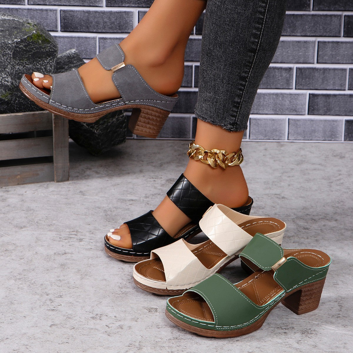 Women's Chunky Heel Plaid Slides – Summer Sandals