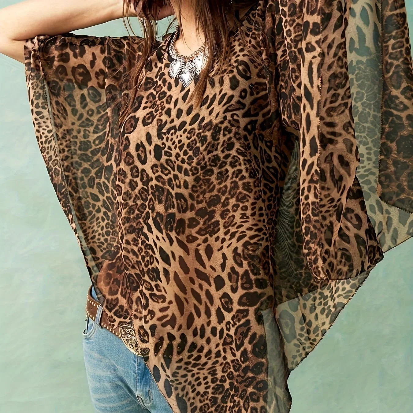 GrabliWorld Women’s Leopard Print Batwing Sleeve Blouse