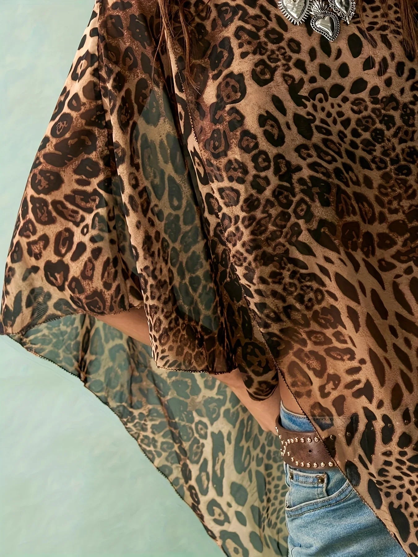 GrabliWorld Women’s Leopard Print Batwing Sleeve Blouse