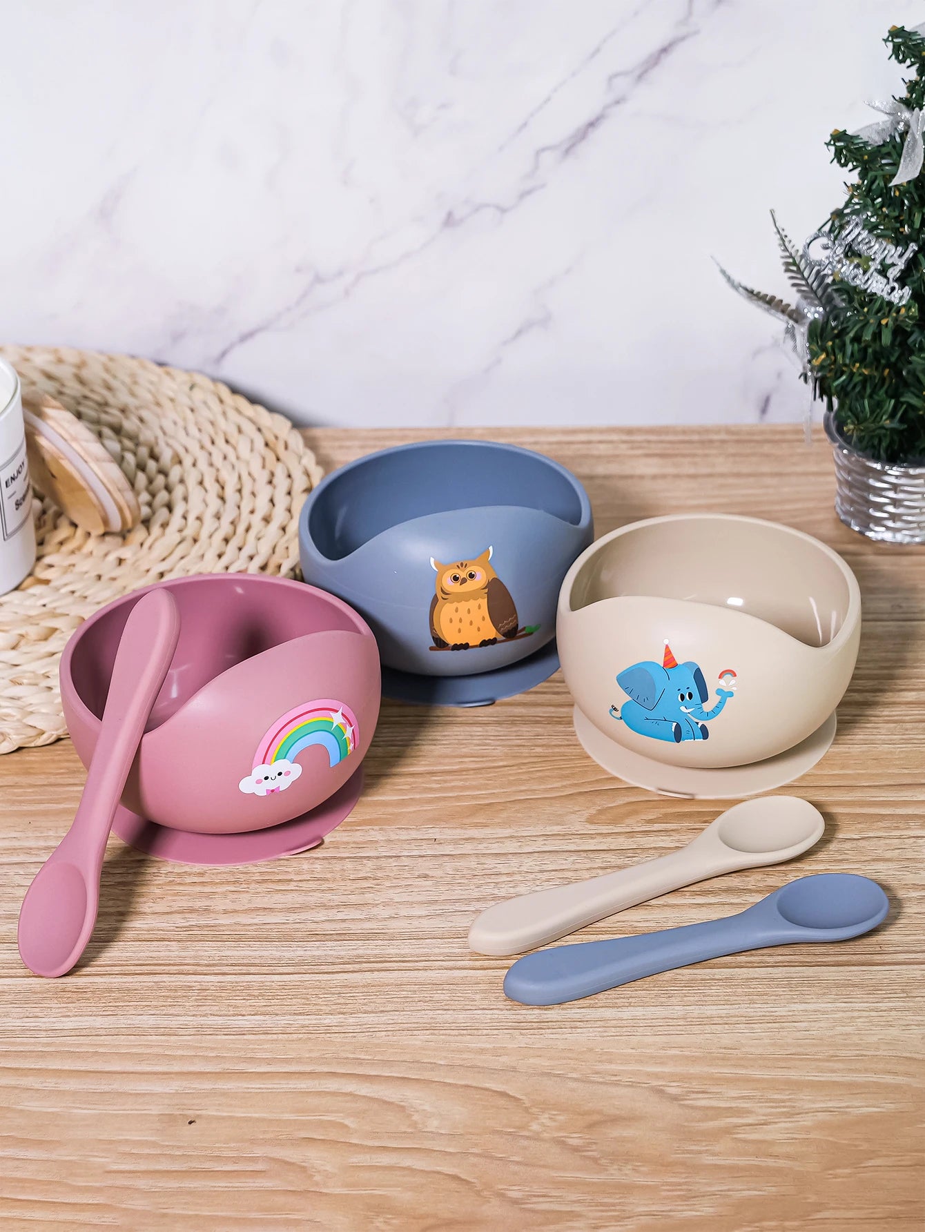 2PCS/Set Silicone Baby Feeding Bowl Tableware for Kids Waterproof Suction Bowl With Spoon Children Dishes Kitchenware Baby Stuff