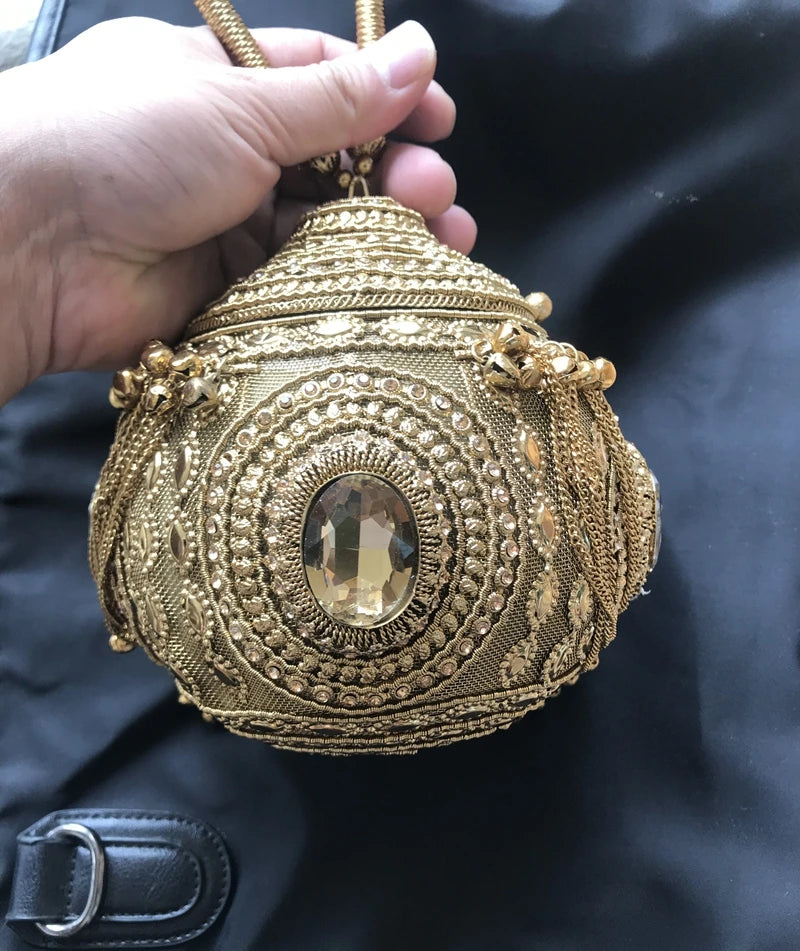 DOYUTIG Indian Women's Hand-Made Beaded Clutches Vintage Crystal Small Bell Tassel Bags For Lady Wedding Bags Evening Bags F669