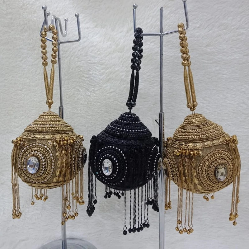 DOYUTIG Indian Women's Hand-Made Beaded Clutches Vintage Crystal Small Bell Tassel Bags For Lady Wedding Bags Evening Bags F669
