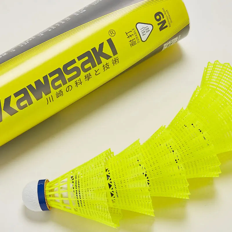 Kawasaki Badminton Plastic Nylon Ball N9 N350 for Training 6 Pcs Feather Shuttlecock Birdies
