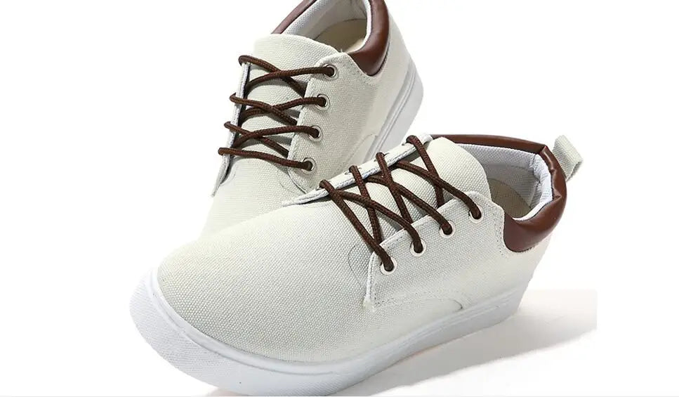 Fashion new Classic Men Canvas Shoes Breathable Comfortable Casual Shoes Men High Quality Anti-Slip Men Loafers Plus Size Flats