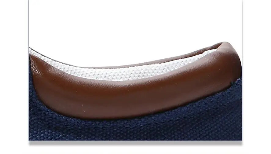 Fashion new Classic Men Canvas Shoes Breathable Comfortable Casual Shoes Men High Quality Anti-Slip Men Loafers Plus Size Flats