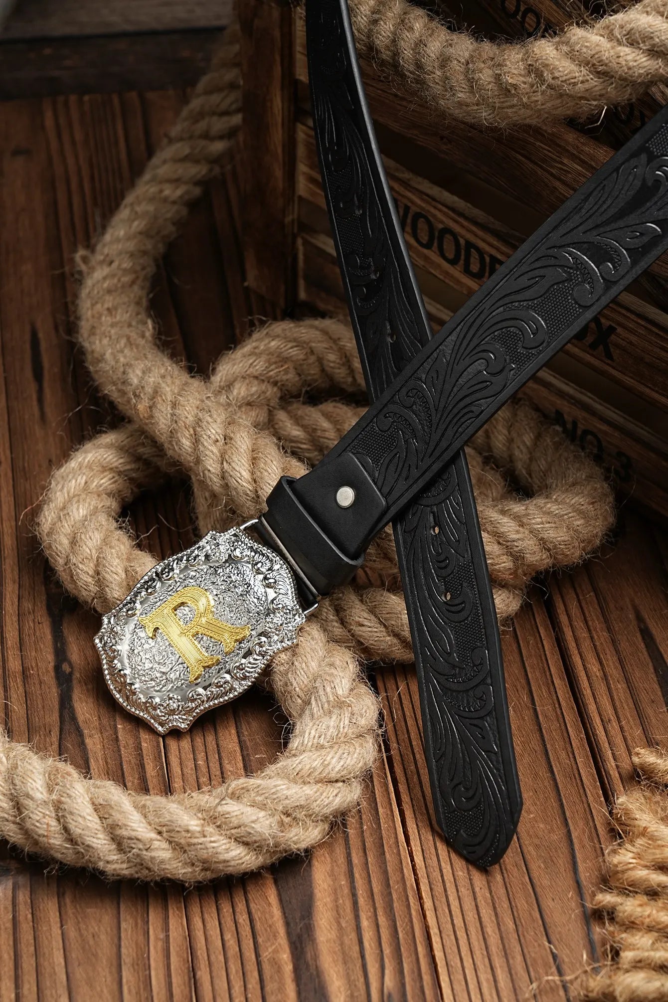 Western Cowboy PU Leather Belt - Men Waist Strap Bull Decoration Floral Engraved for Jeans