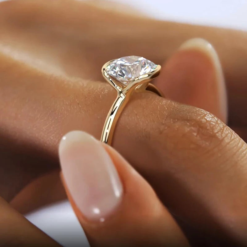Lnngy 6.5MM 1CT Half Bezel Moissanite Ring for Women Exquisite 925 Sterling Silver Solitaire Engagement Rings Jewelry Gift