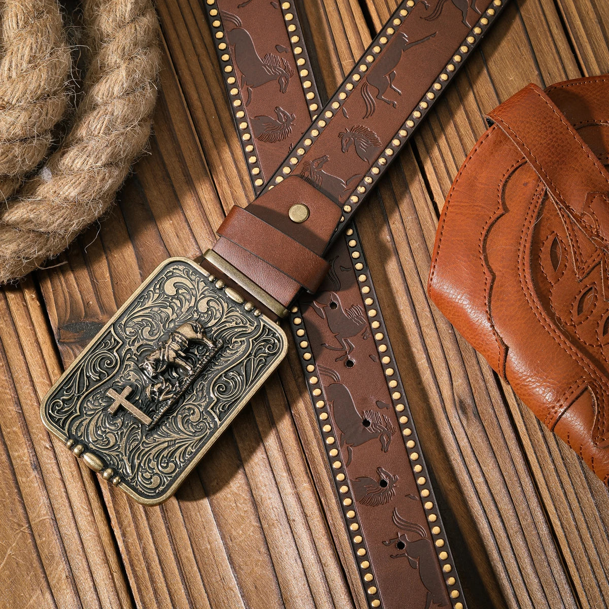A casual and retro belt, a waist accessory for Western-style clothing, metal buckle, PU belt, suitable for both men and women