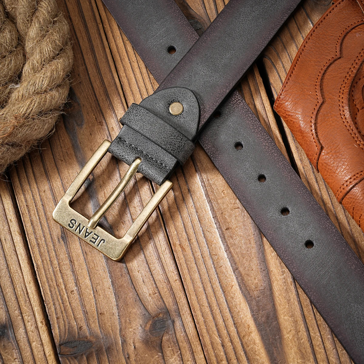 Vintage meets fashion! Alloy buckle PU belt, suitable for both men and women, to create a personalized Western style