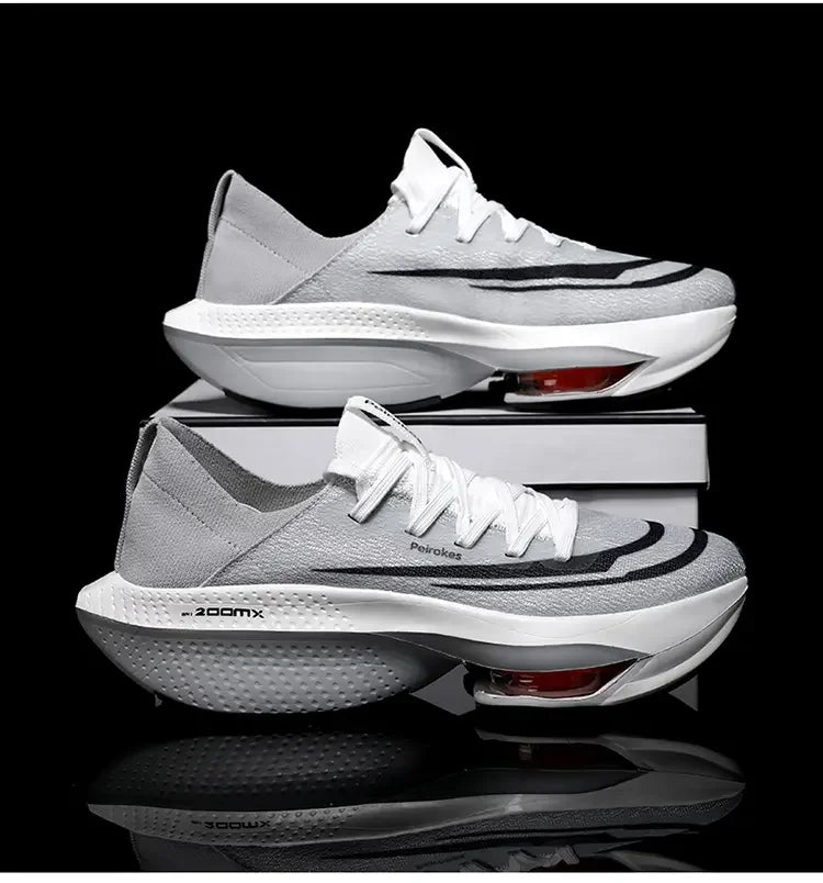 Fashion trend hollow breathable sports shoes comfortable wear-resistant couple running shoes lightweight sports shoes