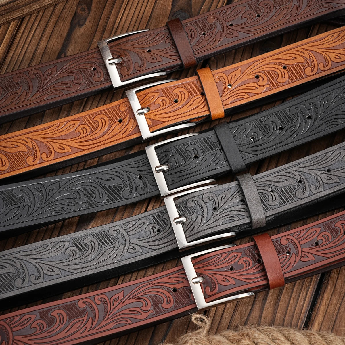 A casual, individual and retro belt, Western-style clothing accessory, metal buckle, PU belt, suitable for both men and women