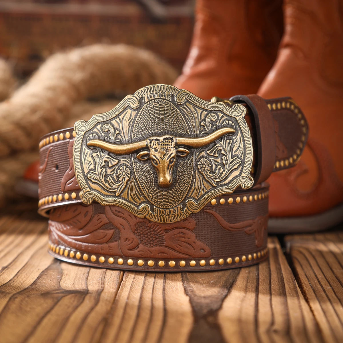 Vintage meets fashion! Alloy buckle PU belt, suitable for both men and women, to create a personalized Western style