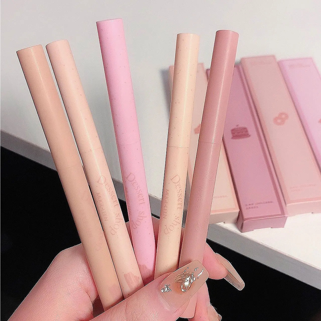 Dessert Lip Liner Automatic rotating waterproof lasting no color outline lip lipstick pen