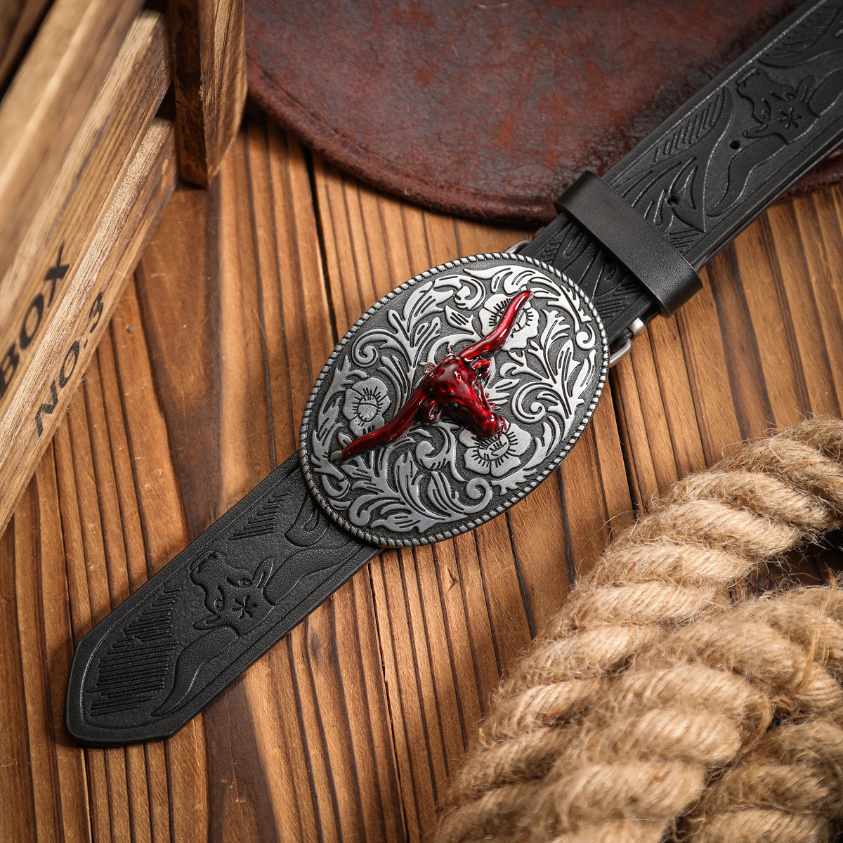 Casual, individual and retro belts, Western-style clothing accessories, metal buckles, PU belts, suitable for both men and women
