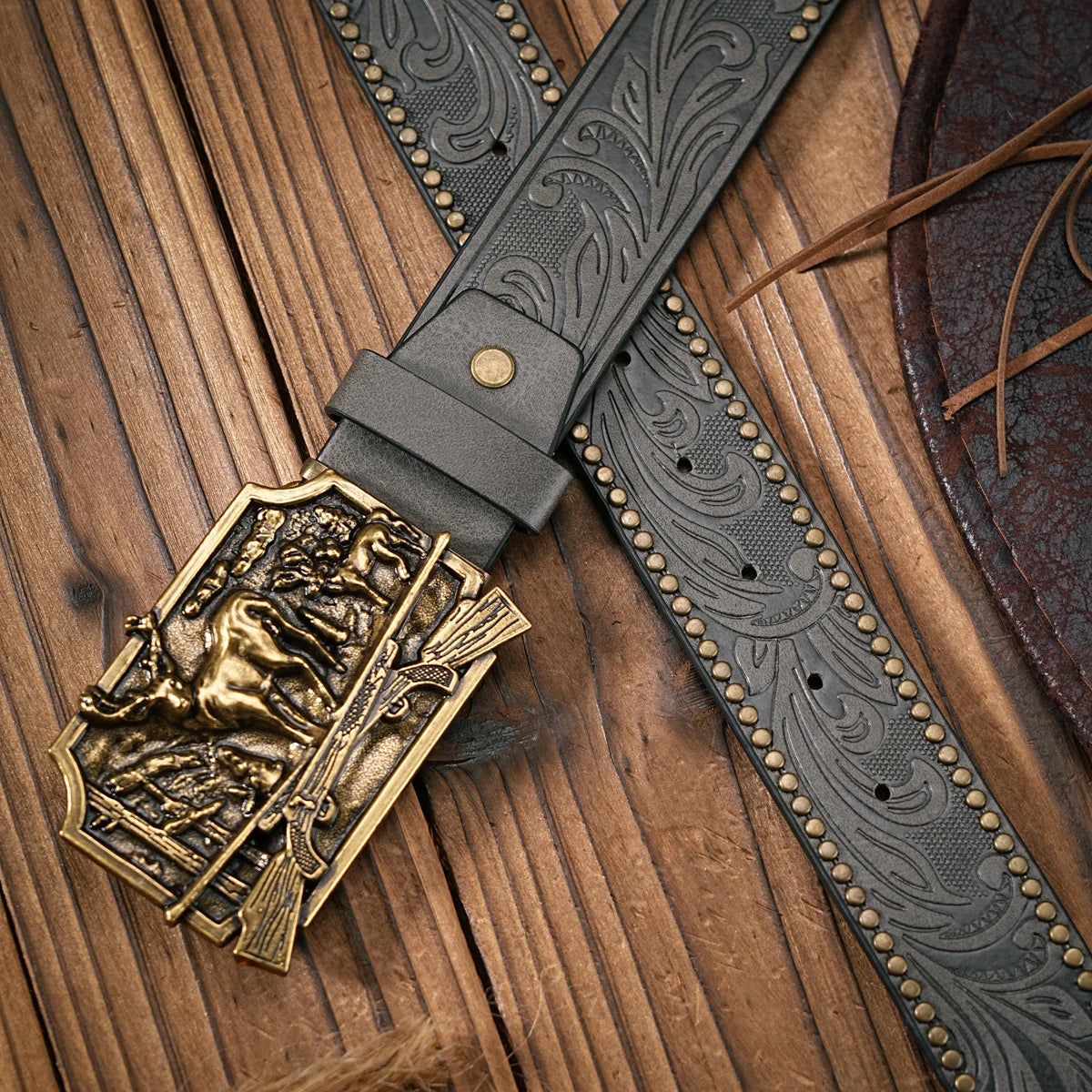 Men - Women - Western Denim - pu leather - Belt - Vintage jeans with carved buckle belt
