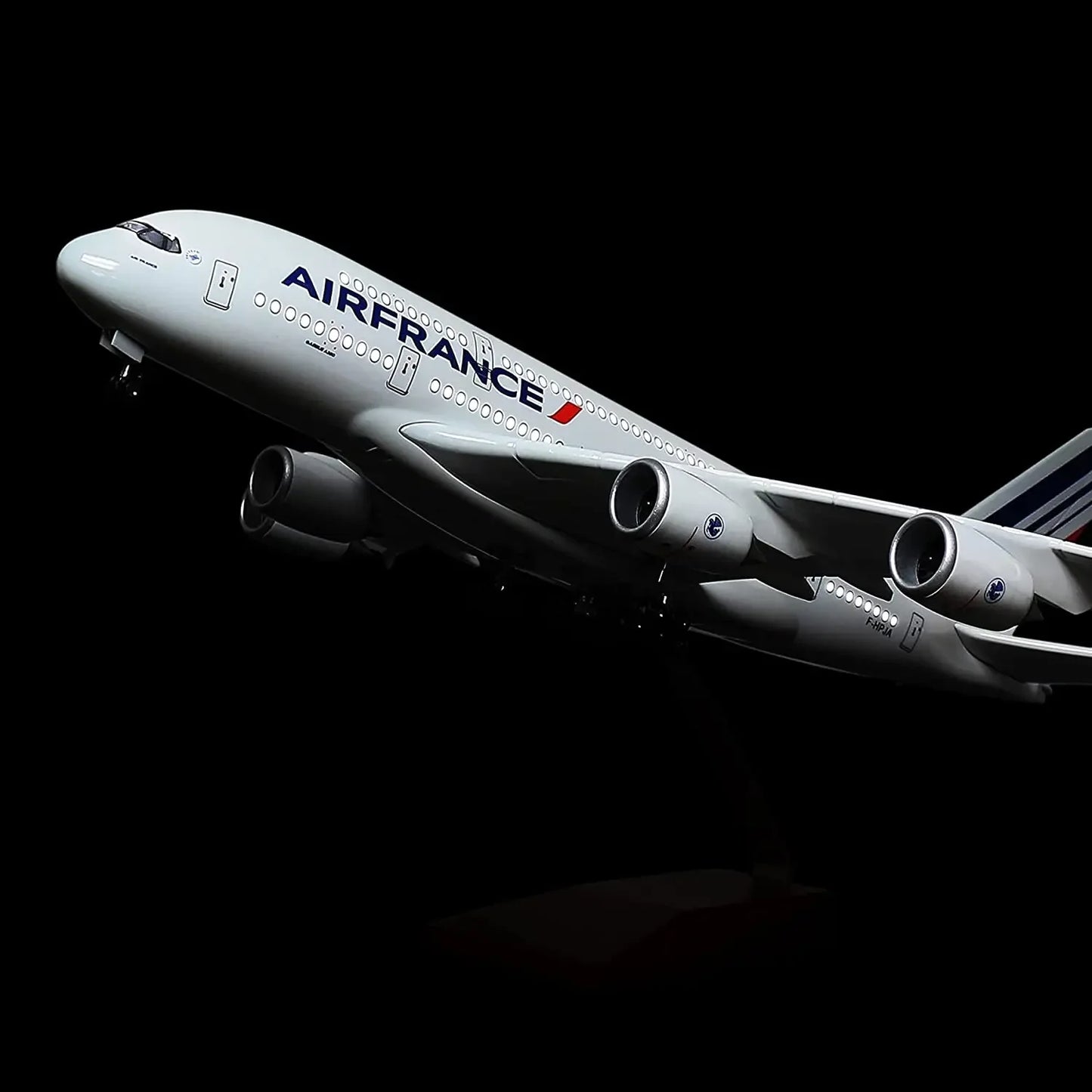 طائرة إيرباص A380 تابعة لشركة الخطوط الجوية الفرنسية بمقياس 1:160 نماذج كبيرة من الطائرات المصبوبة مع إضاءة LED للتجميع أو ديكور الهدايا