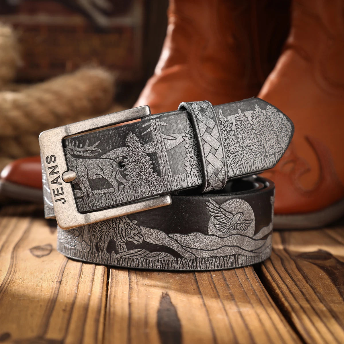 A men's and women's casual retro belt Western style! PU leather belt with metal buckle, suitable for daily work wear