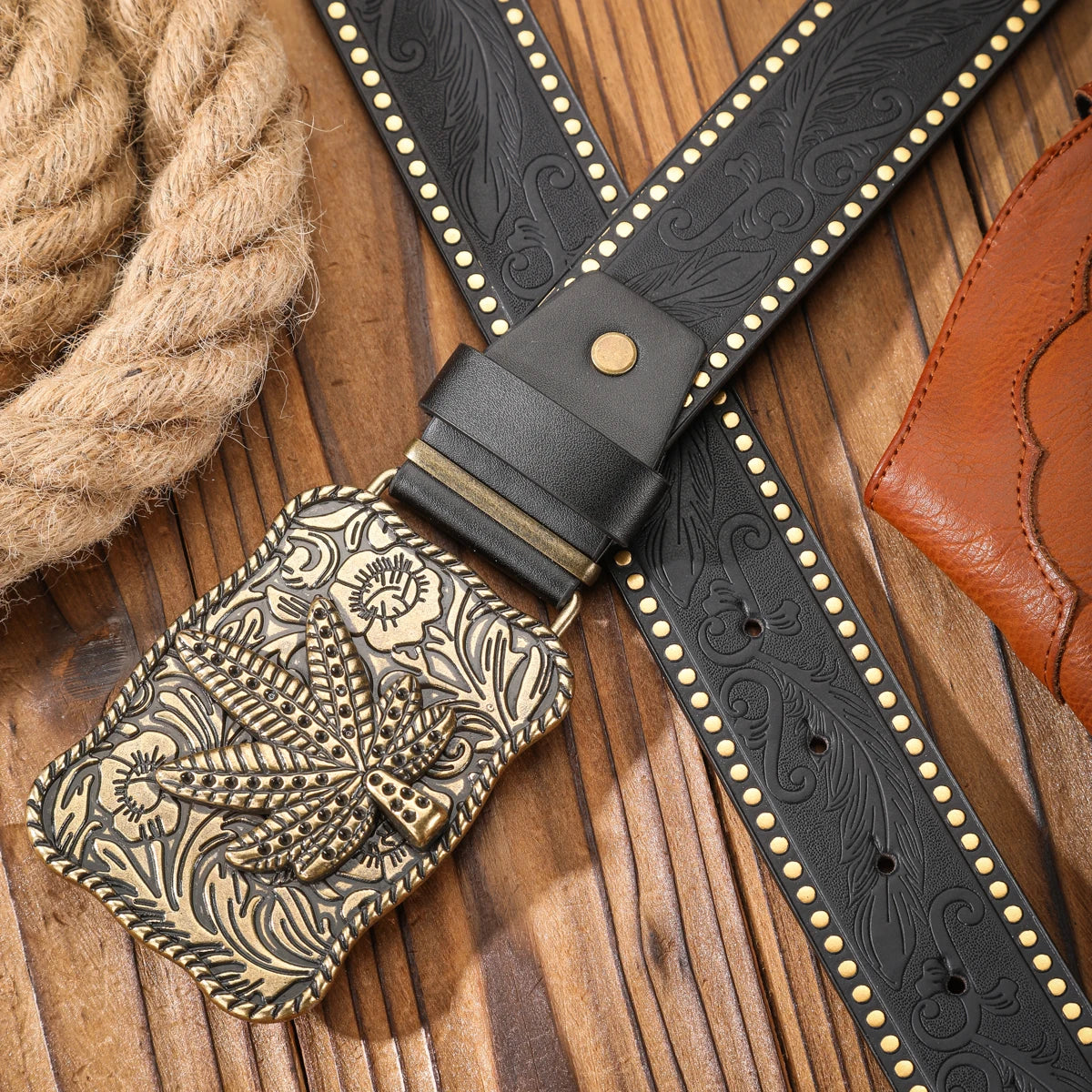 Vintage meets fashion! Alloy buckle PU belt, suitable for both men and women, to create a personalized Western style