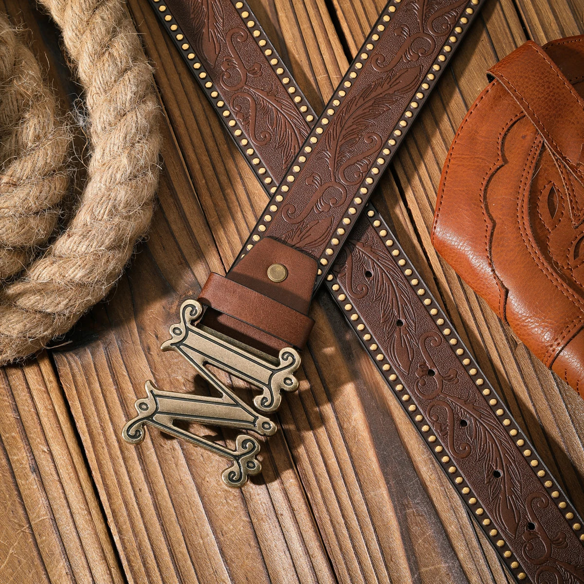 A casual and retro belt, a waist accessory for Western-style clothing, metal buckle, PU belt, suitable for both men and women
