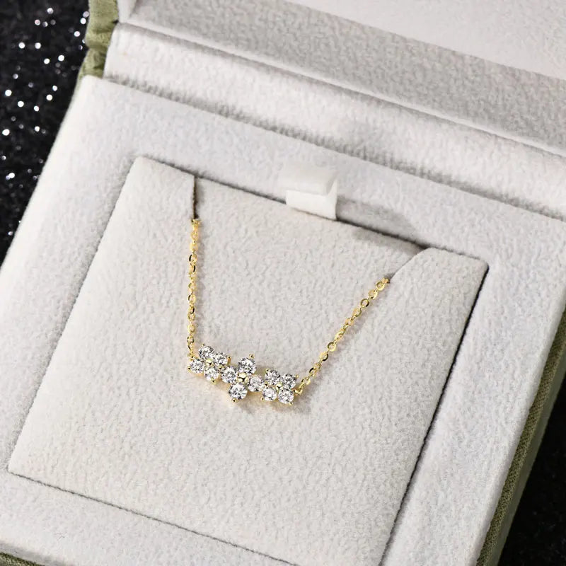 Lnngy 925 Sterling Silver Elegant Four-Leaf Clover Pendant Necklace 3mm&2.5mm Round Moissanite Necklaces for Women Jewelry Gift