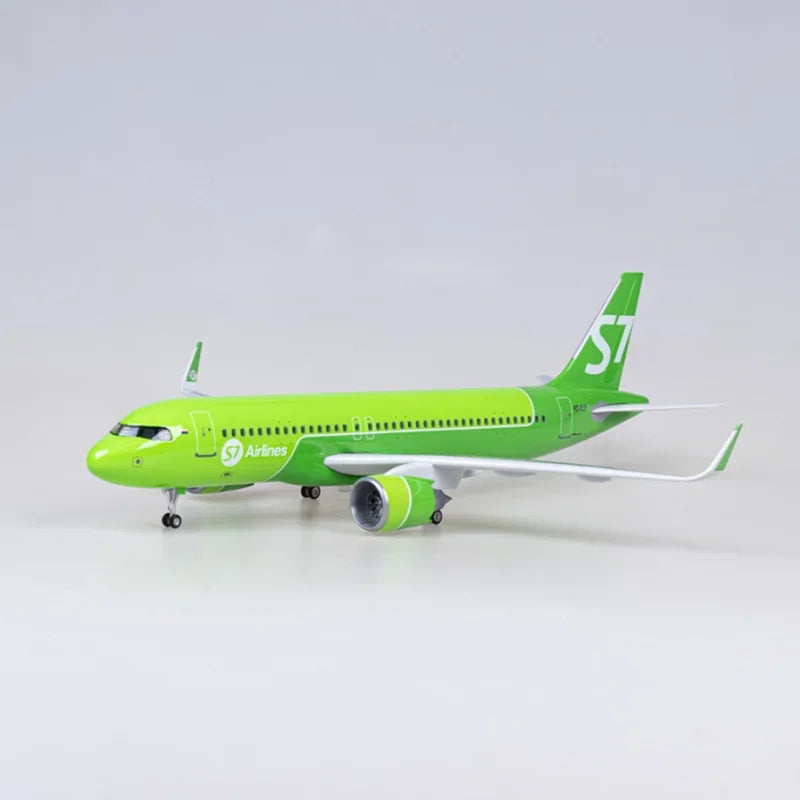 طائرة A320NEO A320 NEO سيبيريا S7، لعبة نموذج طائرة من الراتنج المصبوب، مزودة بعجلات وعجلات، مقاس 47 سم، 1/80