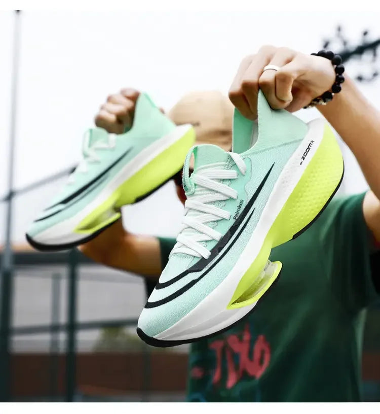 Fashion trend hollow breathable sports shoes comfortable wear-resistant couple running shoes lightweight sports shoes