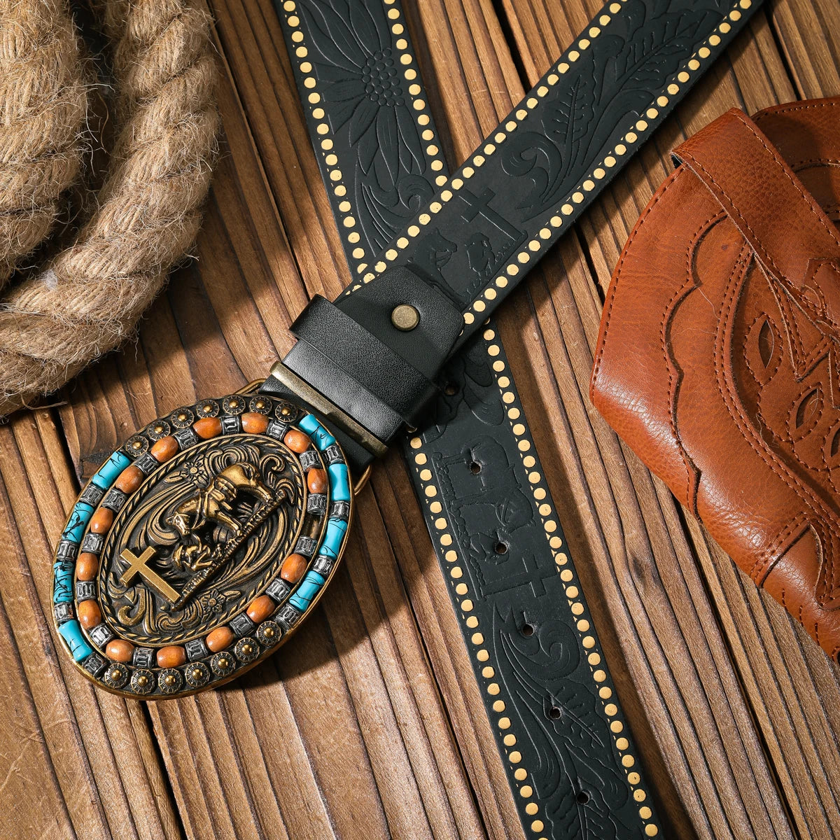 A casual and retro belt, a waist accessory for Western-style clothing, metal buckle, PU belt, suitable for both men and women