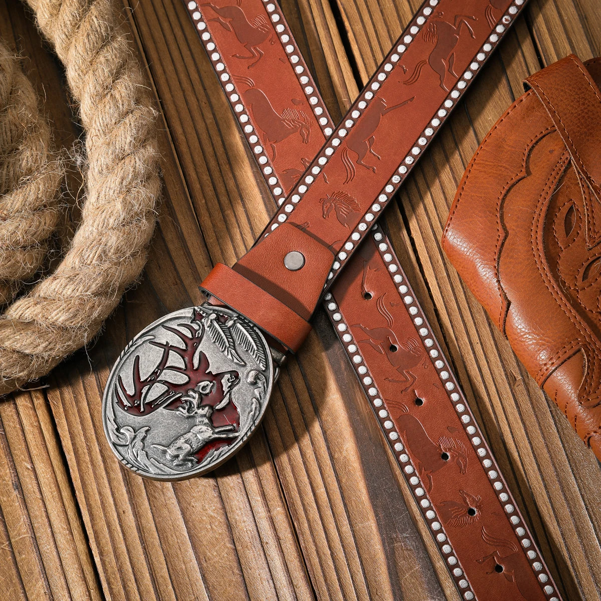 A casual and retro belt, a waist accessory for Western-style clothing, metal buckle, PU belt, suitable for both men and women