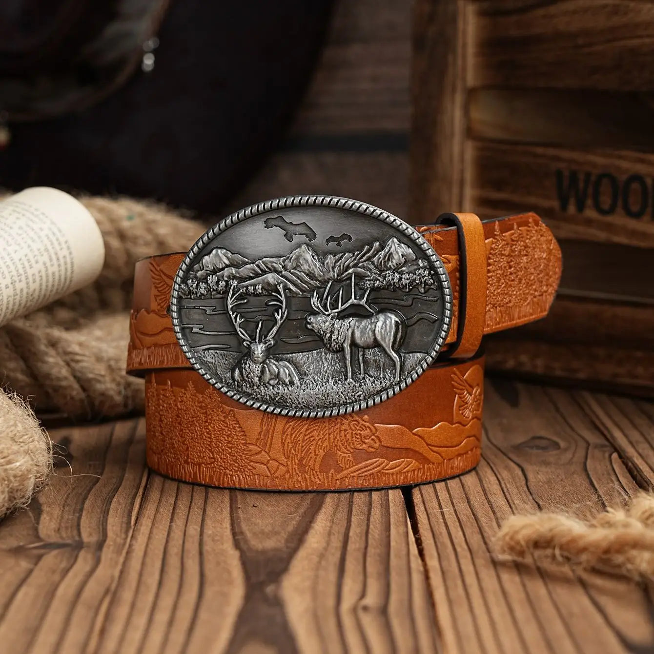 A casual, individual and retro belt, Western-style clothing accessory, metal buckle, PU belt, suitable for both men and women