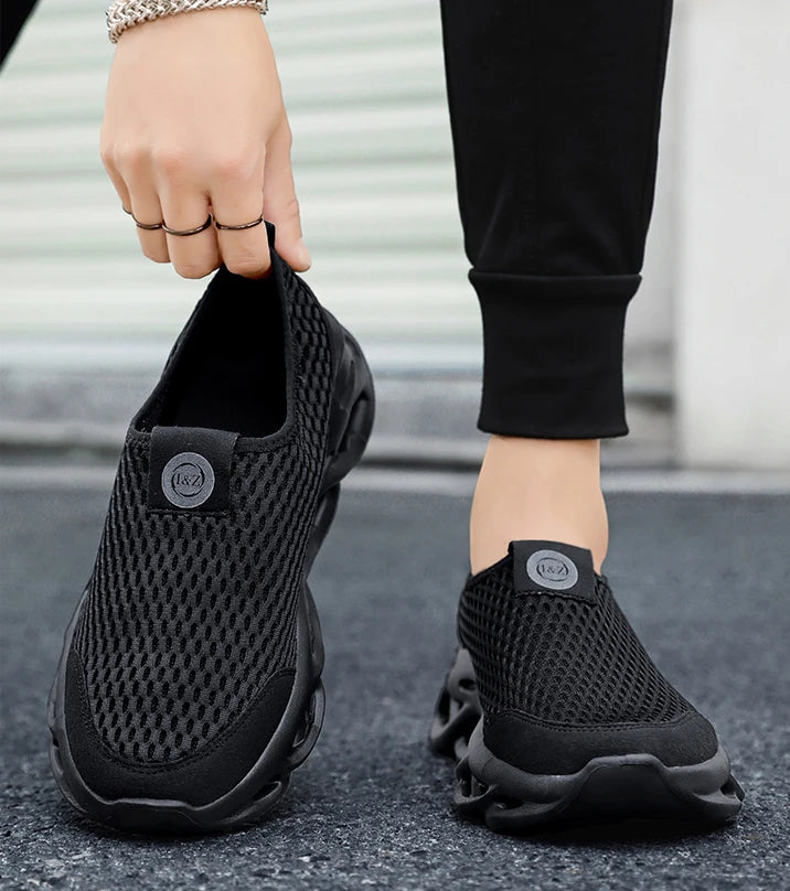 Men Casual Sport Shoes Breathable Lightweight Sneakers Outdoor Mesh Black Running Shoes Athletic Jogging Tenis Walking Shoes