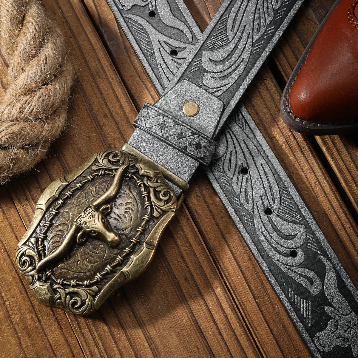 Vintage meets fashion! PU alloy buckle belt, suitable for both men and women, to create a personalized Western style