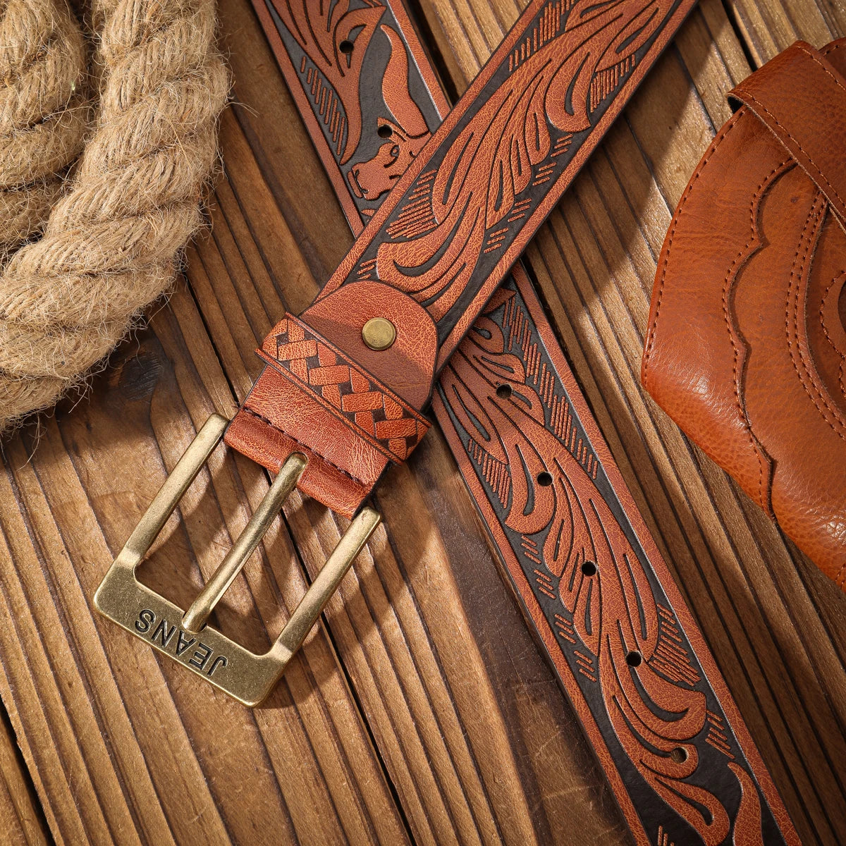 A men's and women's casual retro belt Western style! PU leather belt with metal buckle, suitable for daily work wear