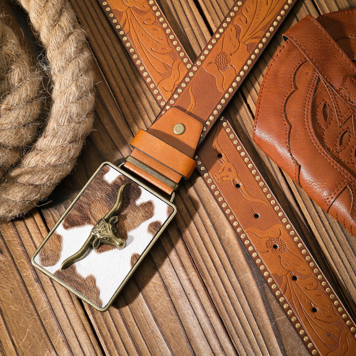 A casual and retro belt, a waist accessory for Western-style clothing, metal buckle, PU belt, suitable for both men and women