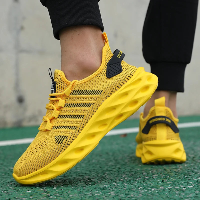 Men's casual shoes fashion sneakers breathable running shoes mesh lightweight outdoor walking training tennis shoes plus size