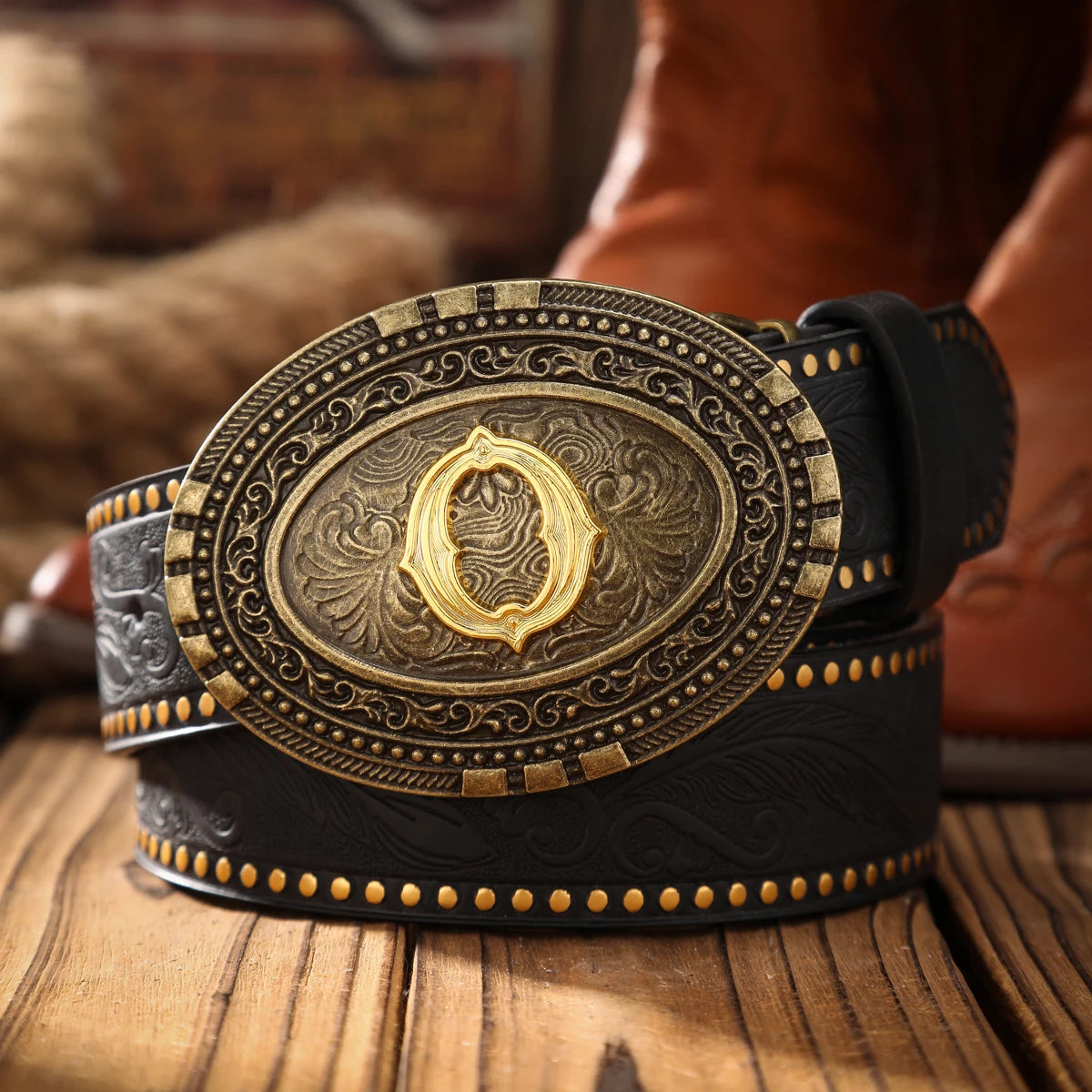 A men's and women's casual retro belt Western style! PU leather belt with metal buckle, suitable for daily work wear