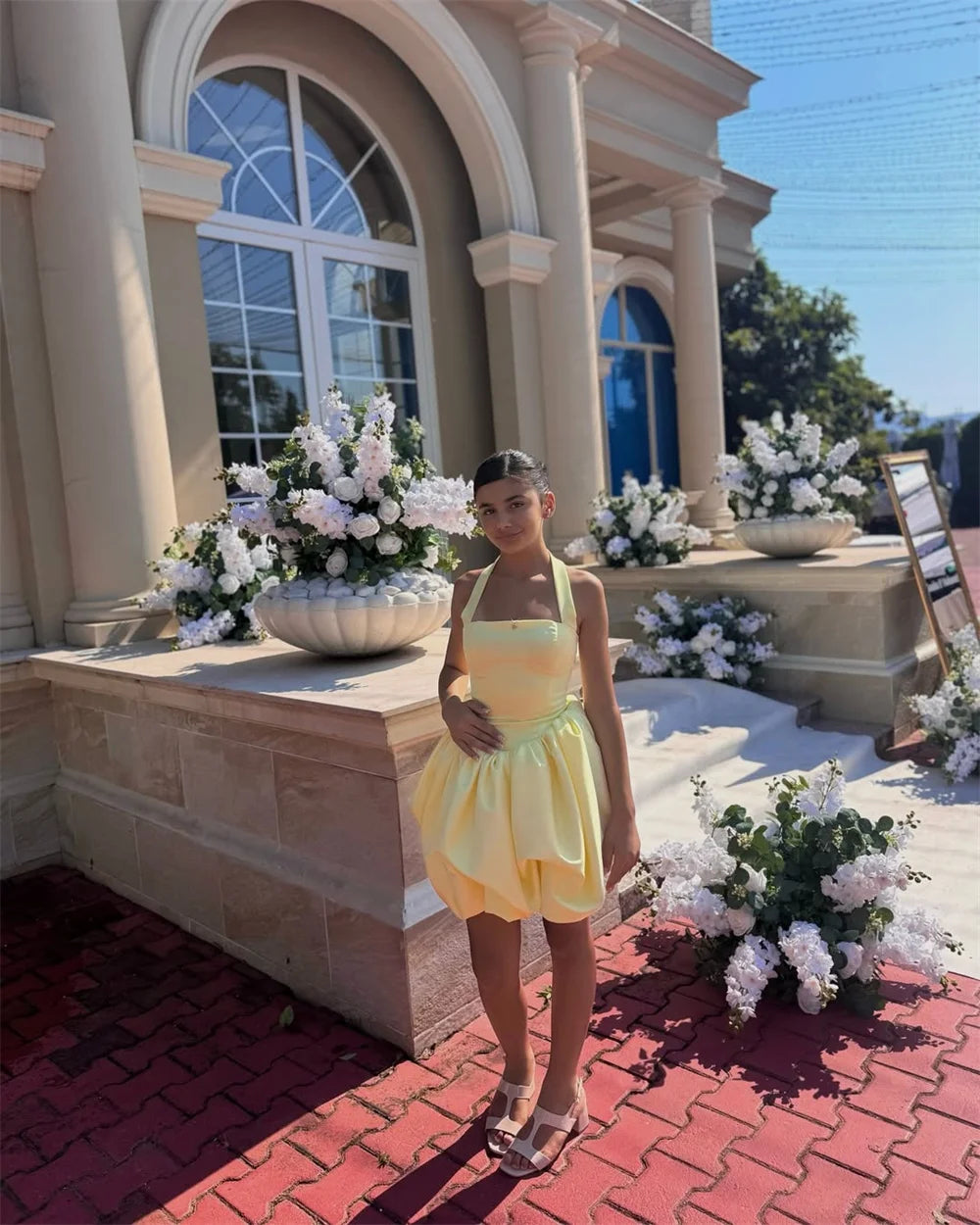 Mila Yellow Halter Neck Wedding Party Dresses A-Line Sleeveless Customized Evening Dresses Midi Zip Satin vestidos de fiesta