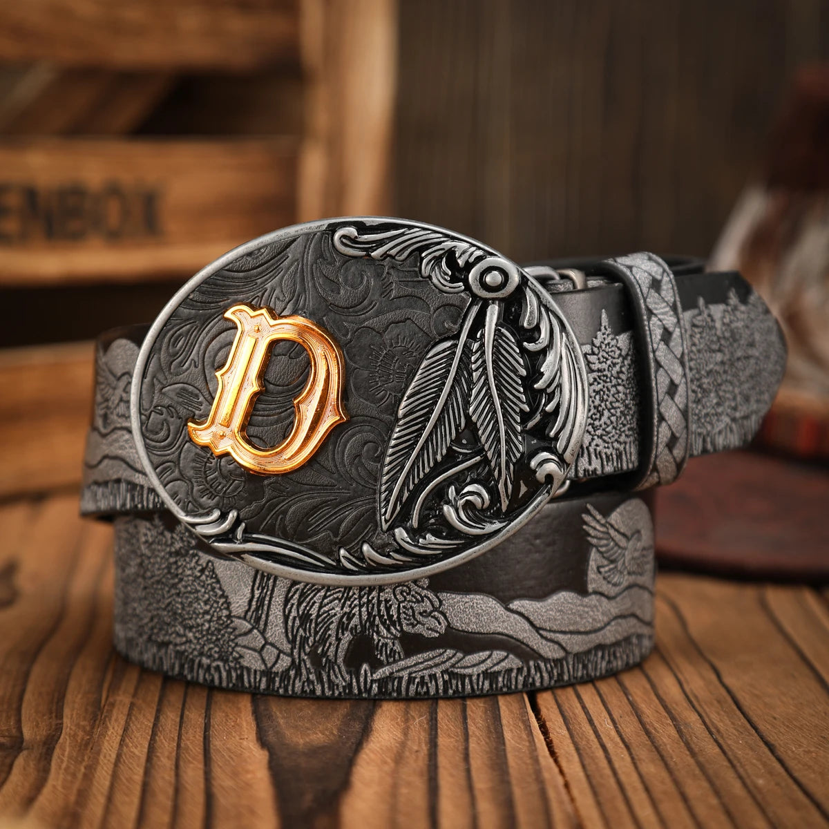 A casual, individual and retro belt, a Western-style clothing accessory, metal buckle, PU belt, suitable for both men and women