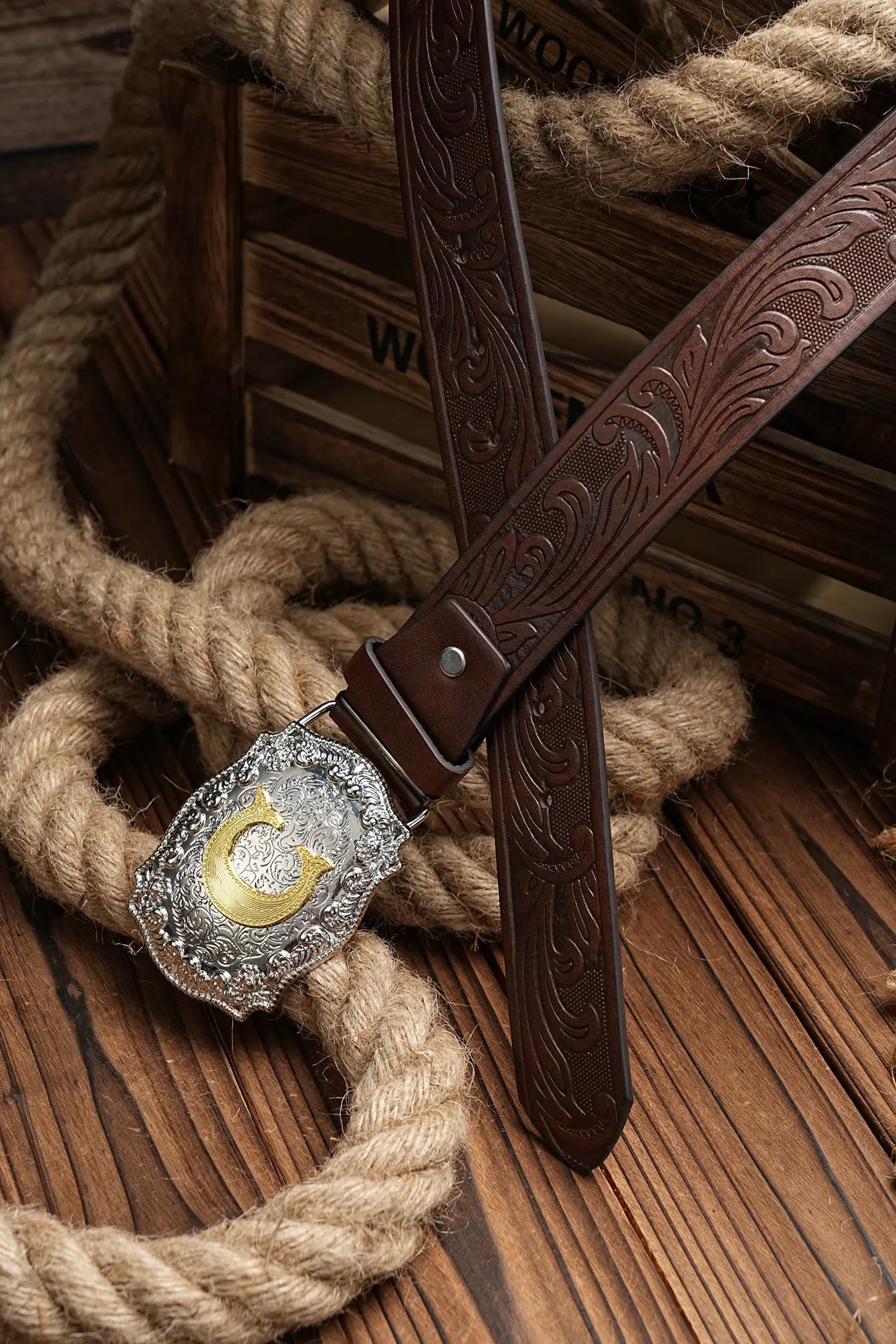 Western Cowboy PU Leather Belt - Men Waist Strap Bull Decoration Floral Engraved for Jeans