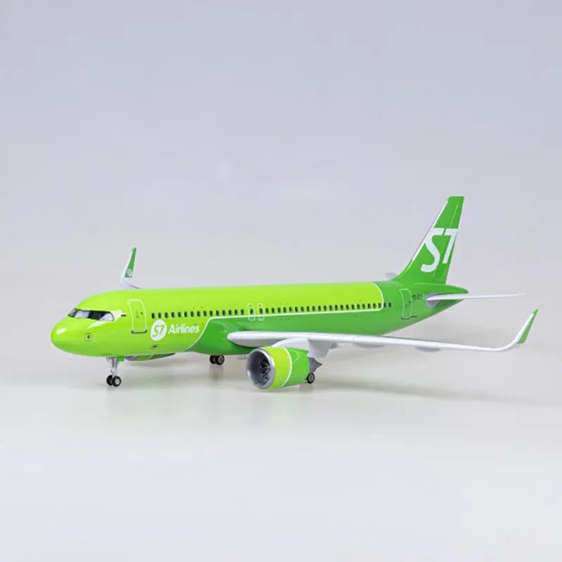طائرة A320NEO A320 NEO سيبيريا S7، لعبة نموذج طائرة من الراتنج المصبوب، مزودة بعجلات وعجلات، مقاس 47 سم، 1/80