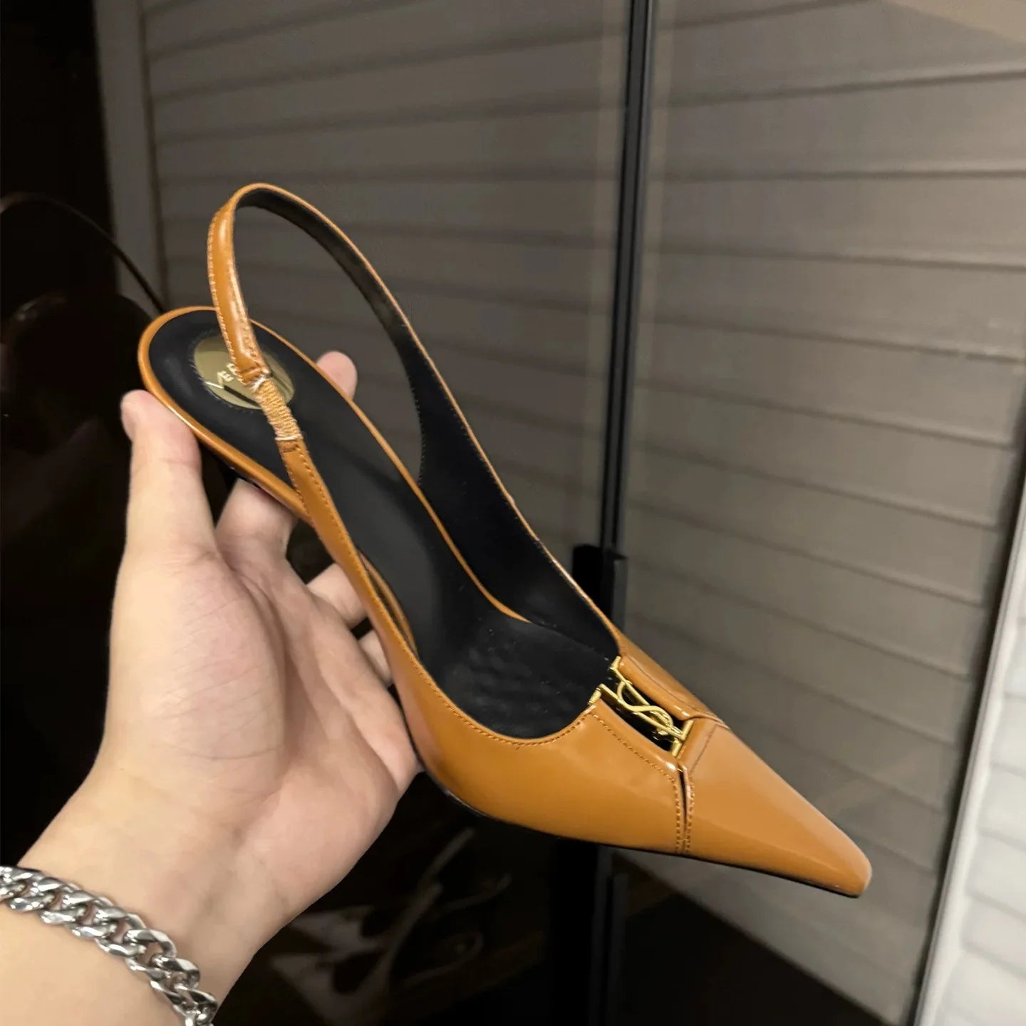 Women's Sexy Mid-heel Pointed High Heels Women's Fashion Space Stiletto Sandals Women's White Single Shoes
