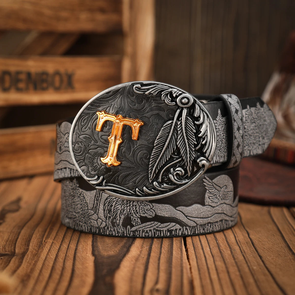 A casual, individual and retro belt, a Western-style clothing accessory, metal buckle, PU belt, suitable for both men and women