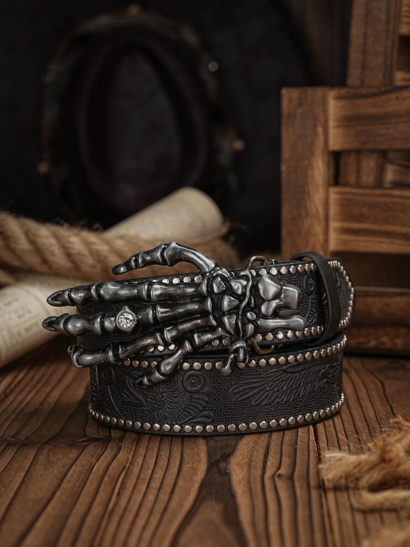 Western Cowboy PU Leather Belt - Men Waist Strap Bull Decoration Floral Engraved for Jeans