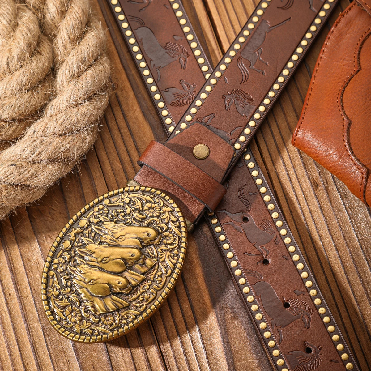 Vintage meets fashion! Alloy buckle PU belt, suitable for both men and women, to create a personalized Western style