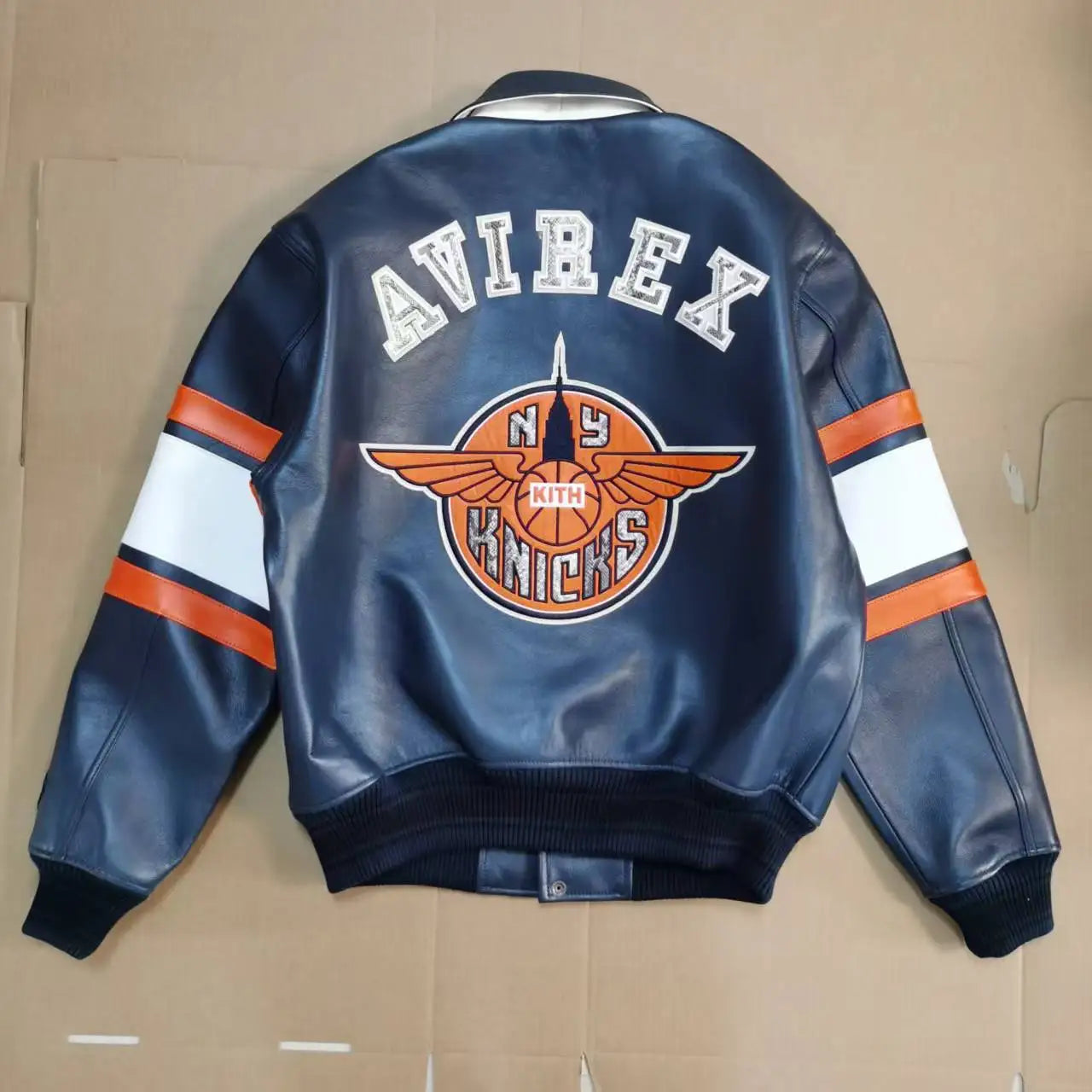 AVIREX New York Knicks co-branded men's new listing basketball pattern flight suit European antique sheepskin jacket fashion top