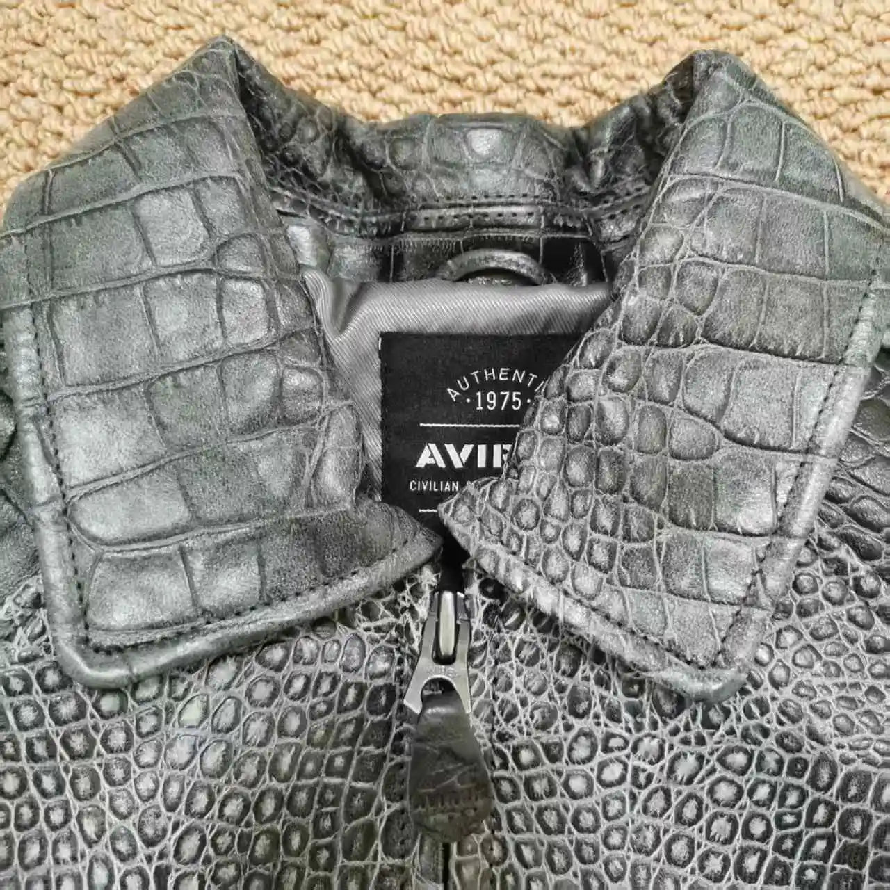 AVIREX new men's genuine leather jacket France 1.5 mm thick sheepskin embroidered crocodile pattern flight suit baseball coat