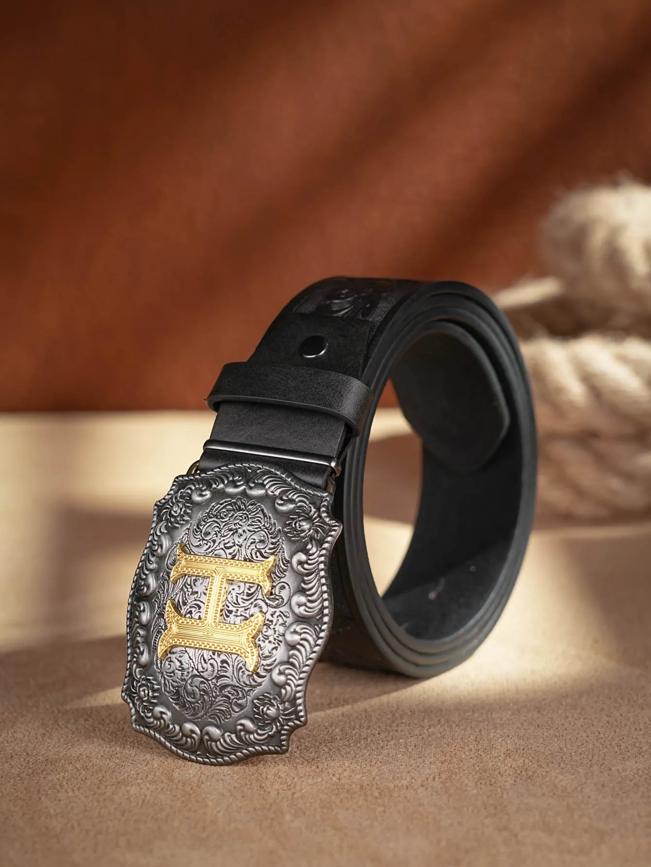 Western Cowboy PU Leather Belt - Men Waist Strap Bull Decoration Floral Engraved for Jeans