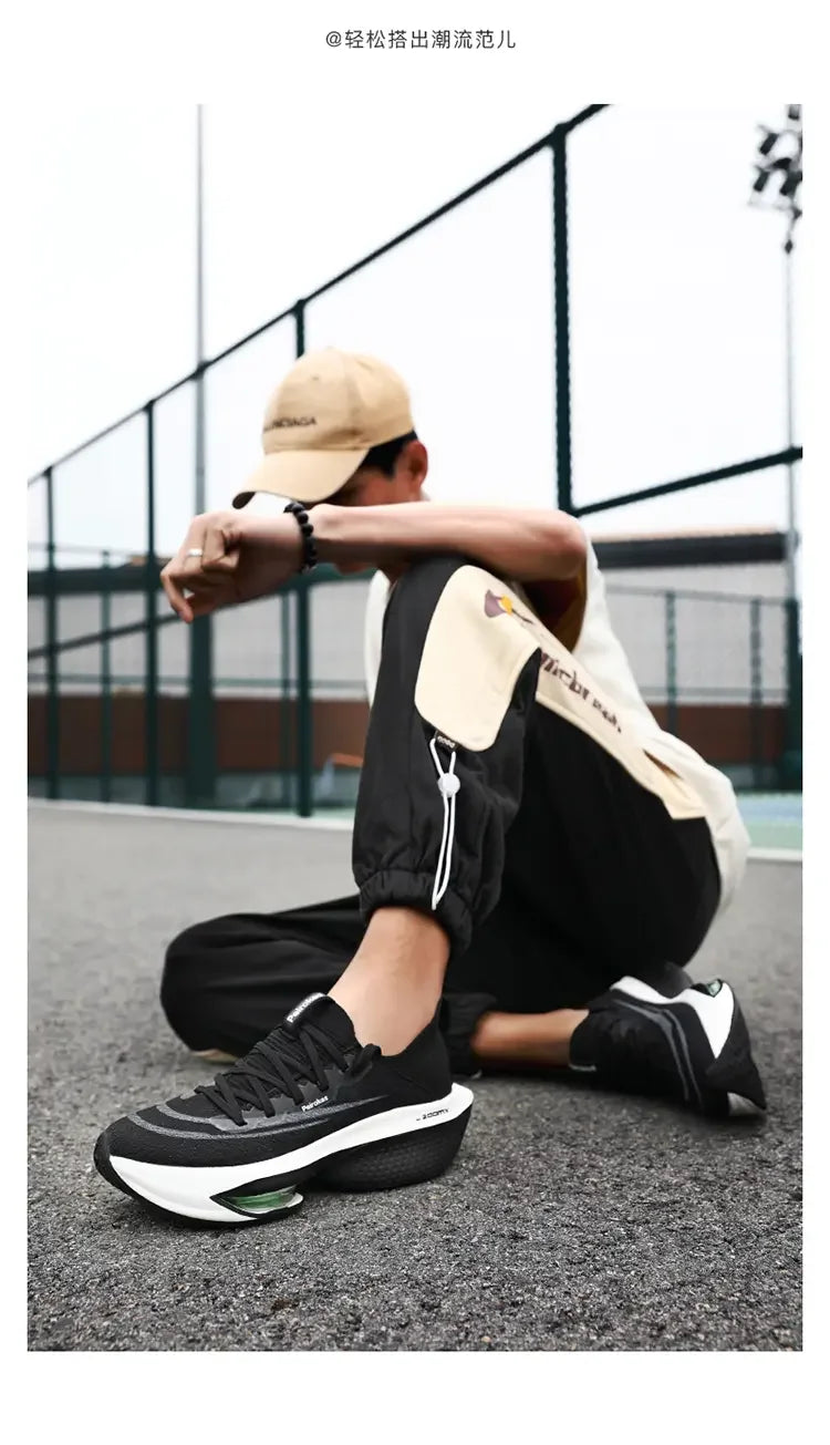 Fashion trend hollow breathable sports shoes comfortable wear-resistant couple running shoes lightweight sports shoes