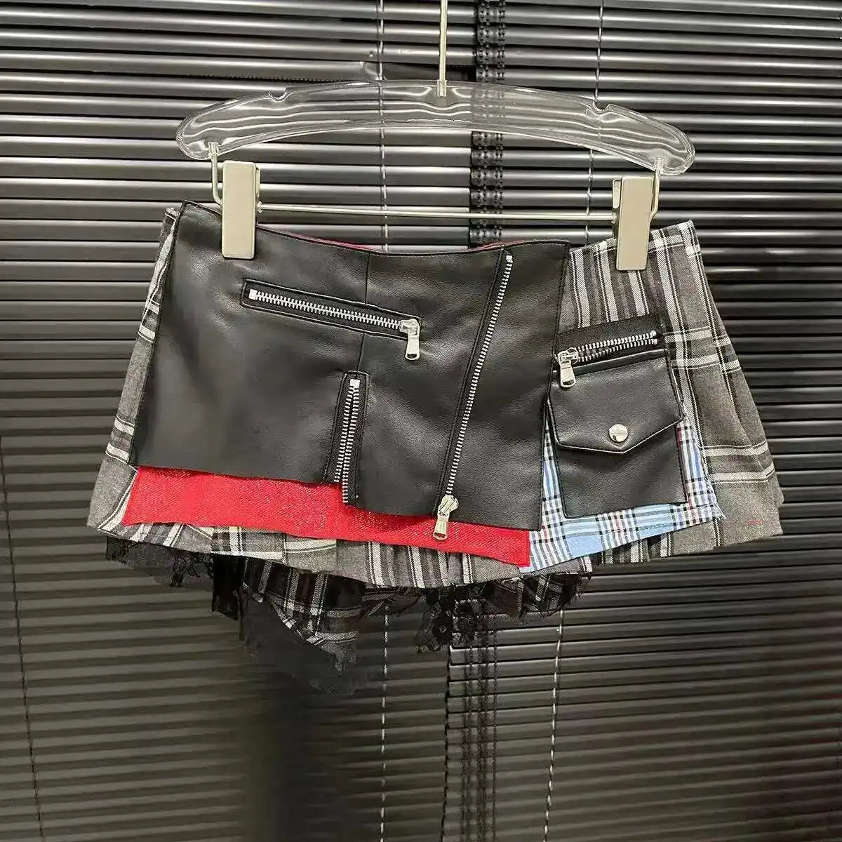 DEAT Fashion Trendy Women's Patchwork Plaid Design Pleated Mini Skirts 2025 Summer New High Waist A-line Skirt Female 29L7565