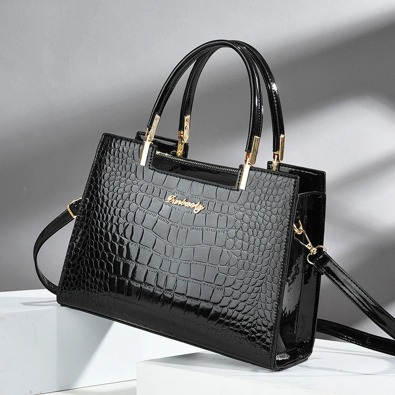Women Handbags Female Designer Brand Shoulder Bags for Travel Weekend Outdoor Feminine Bolsas Leather Large Messenger bag Winter