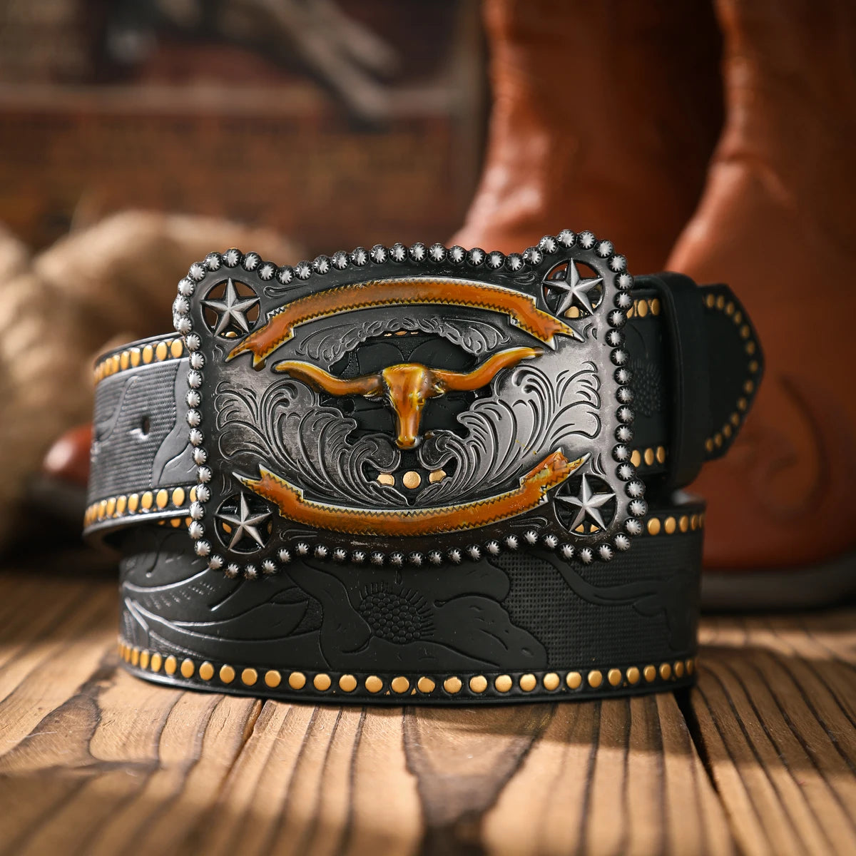 A casual and retro belt, a waist accessory for Western-style clothing, metal buckle, PU belt, suitable for both men and women